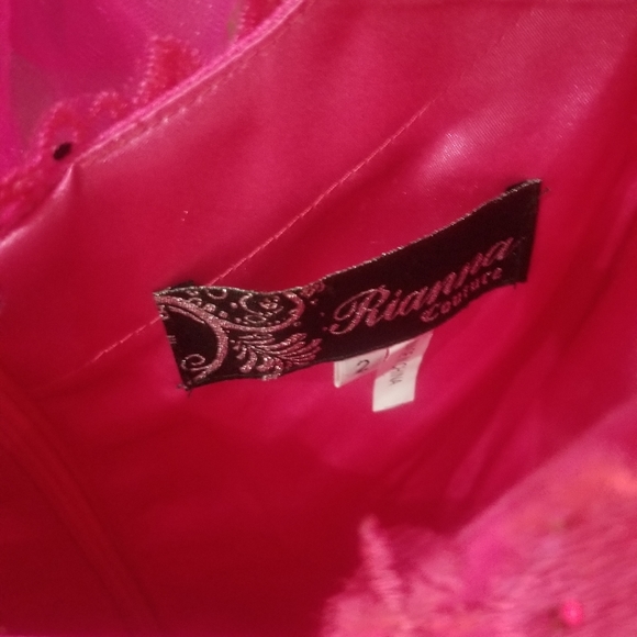 Cute Pink party dress - Picture 4 of 5